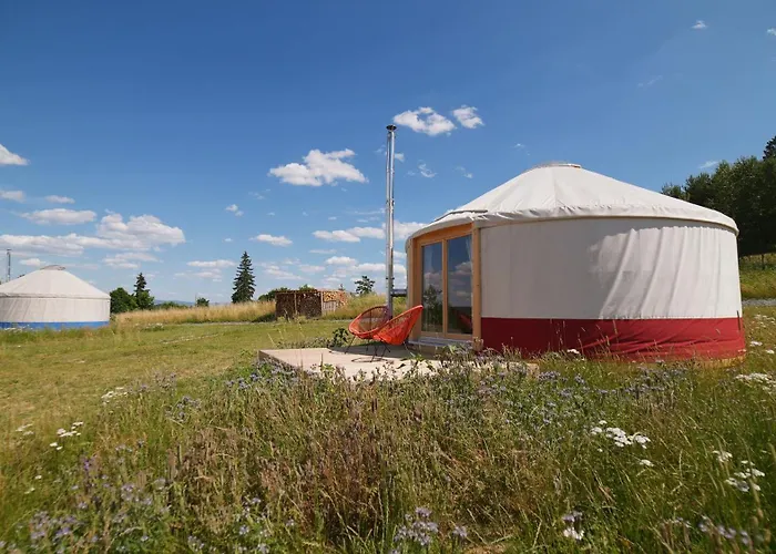 Glamping Niebianska Osada Jurty Dolnoslaskie & Spa