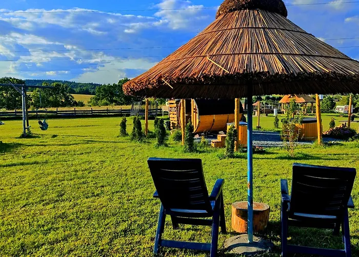 Glamping Niebianska Osada Jurty Dolnoslaskie & Spa