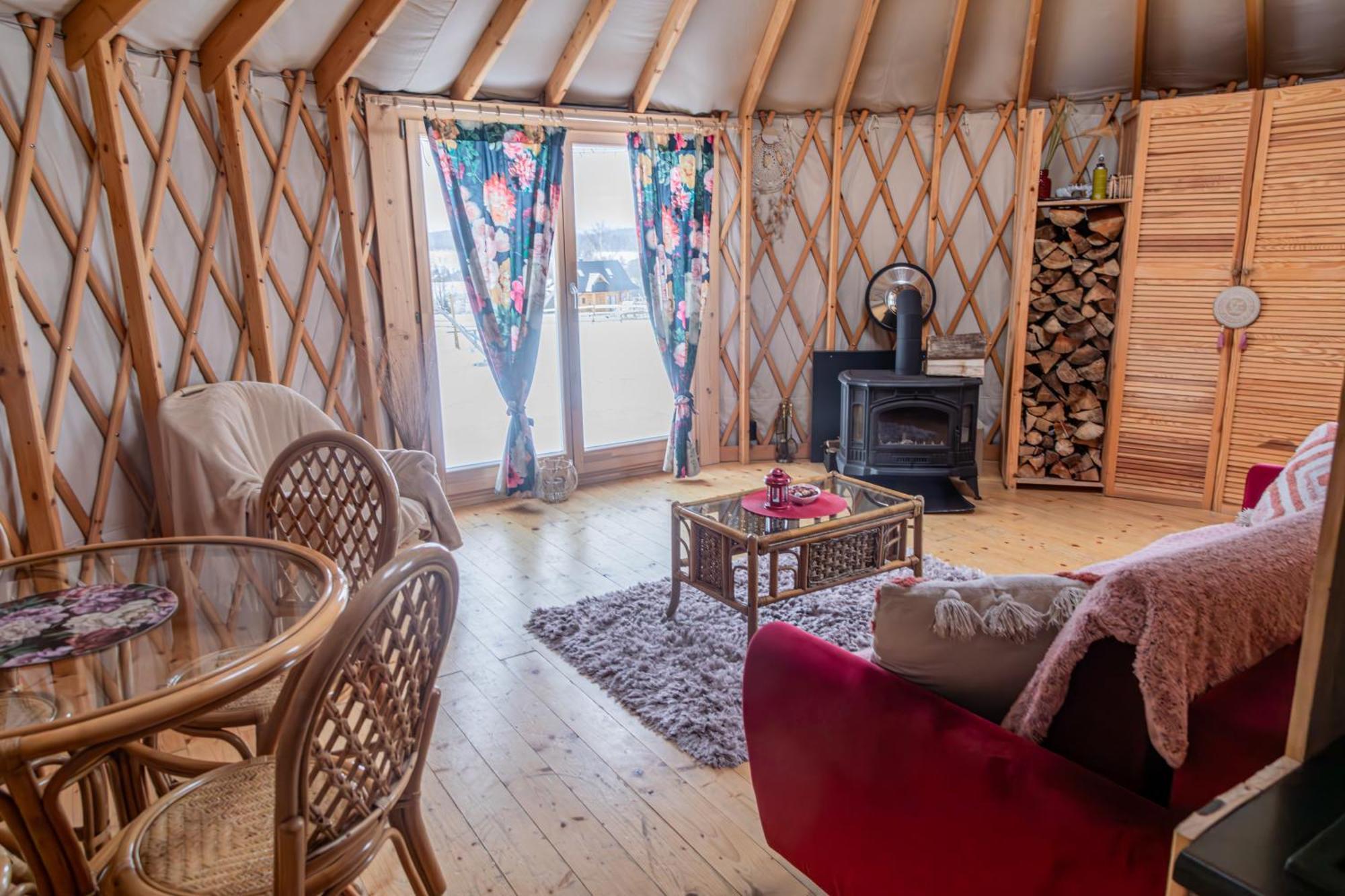 Luksustelt Glamping Niebianska Osada Jurty Dolnoslaskie &