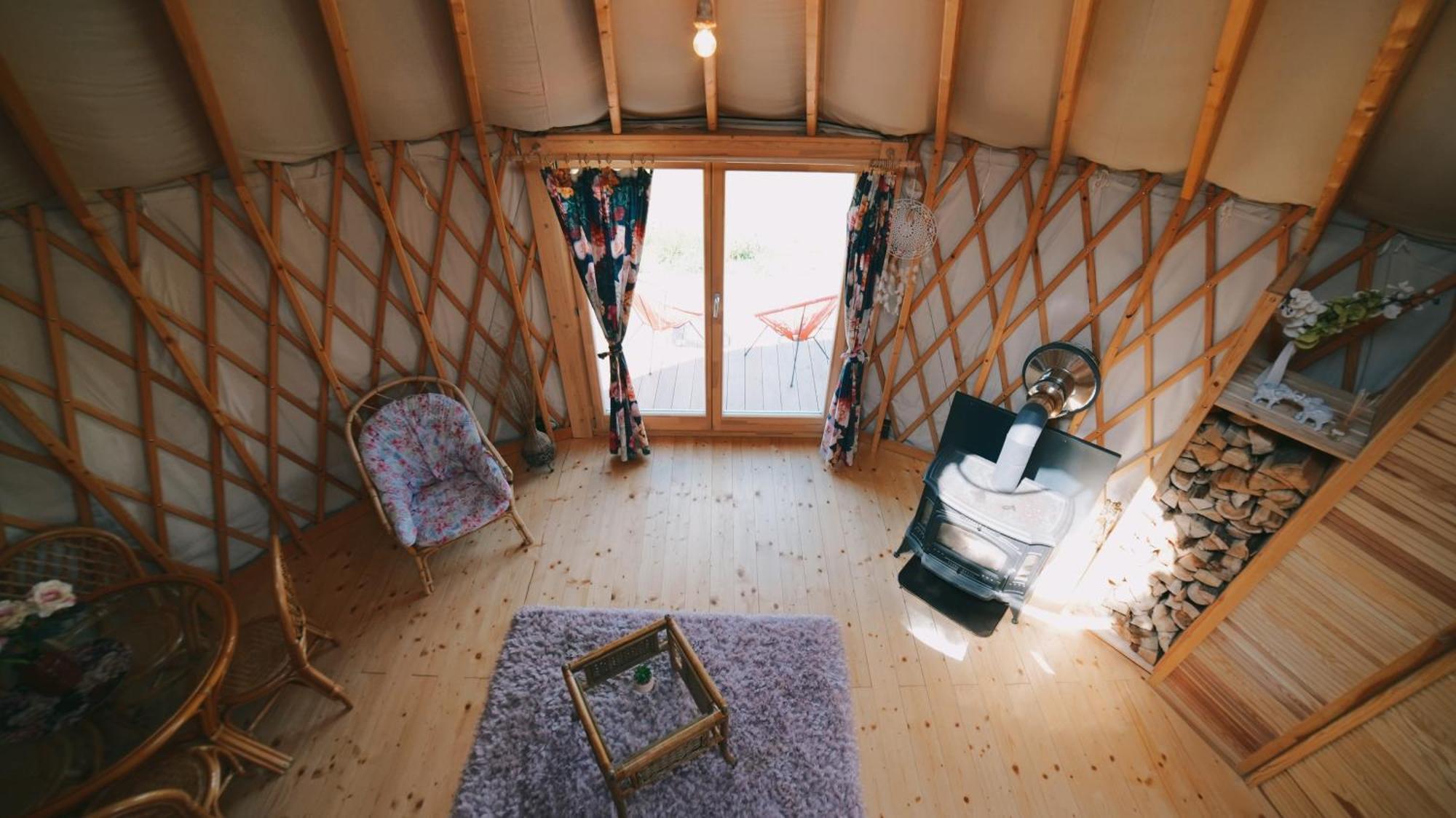 Glamping Niebianska Osada Jurty Dolnoslaskie & * Polanica-Zdroj