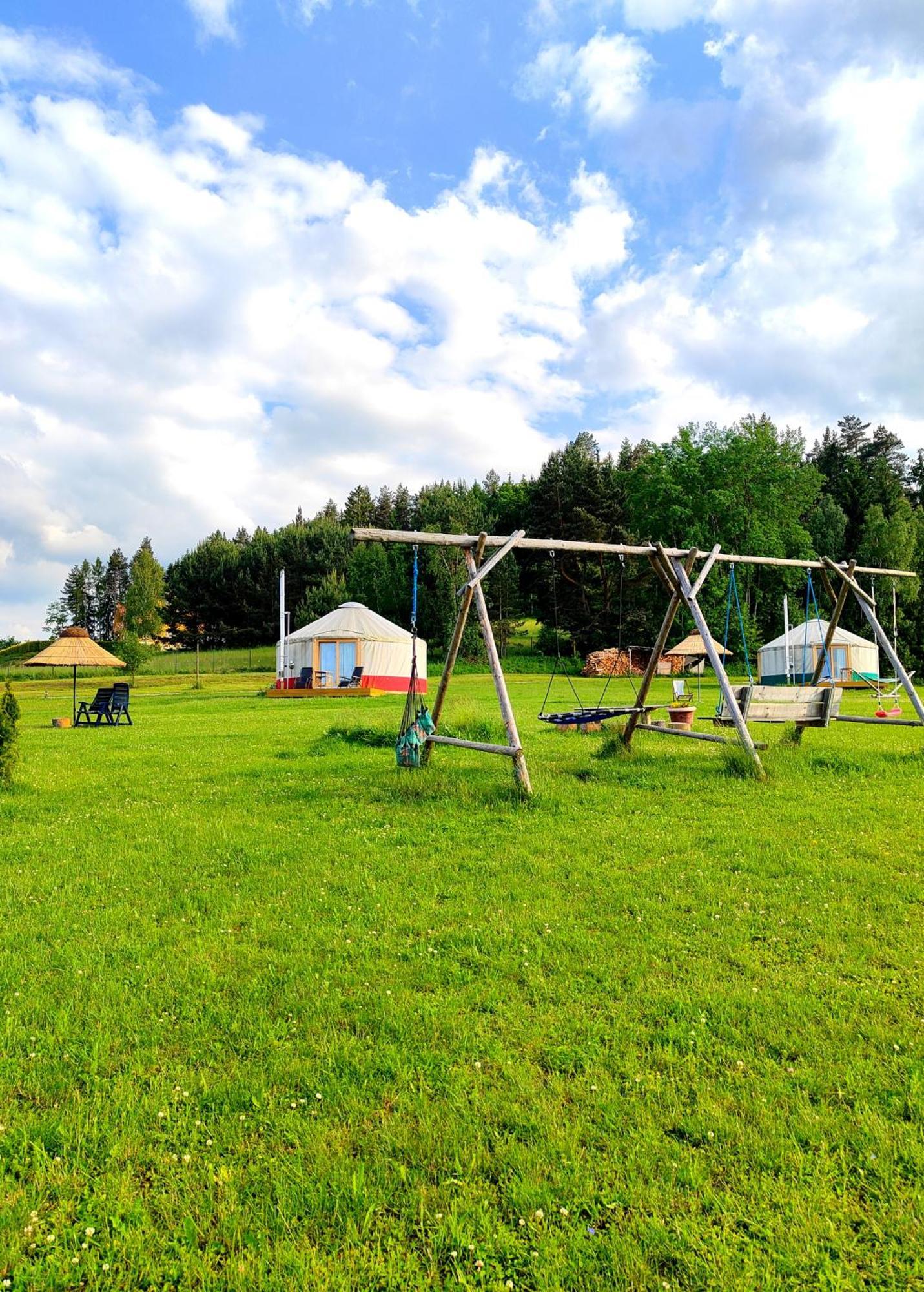 Luxury tent Glamping Niebianska Osada Jurty Dolnoslaskie & *