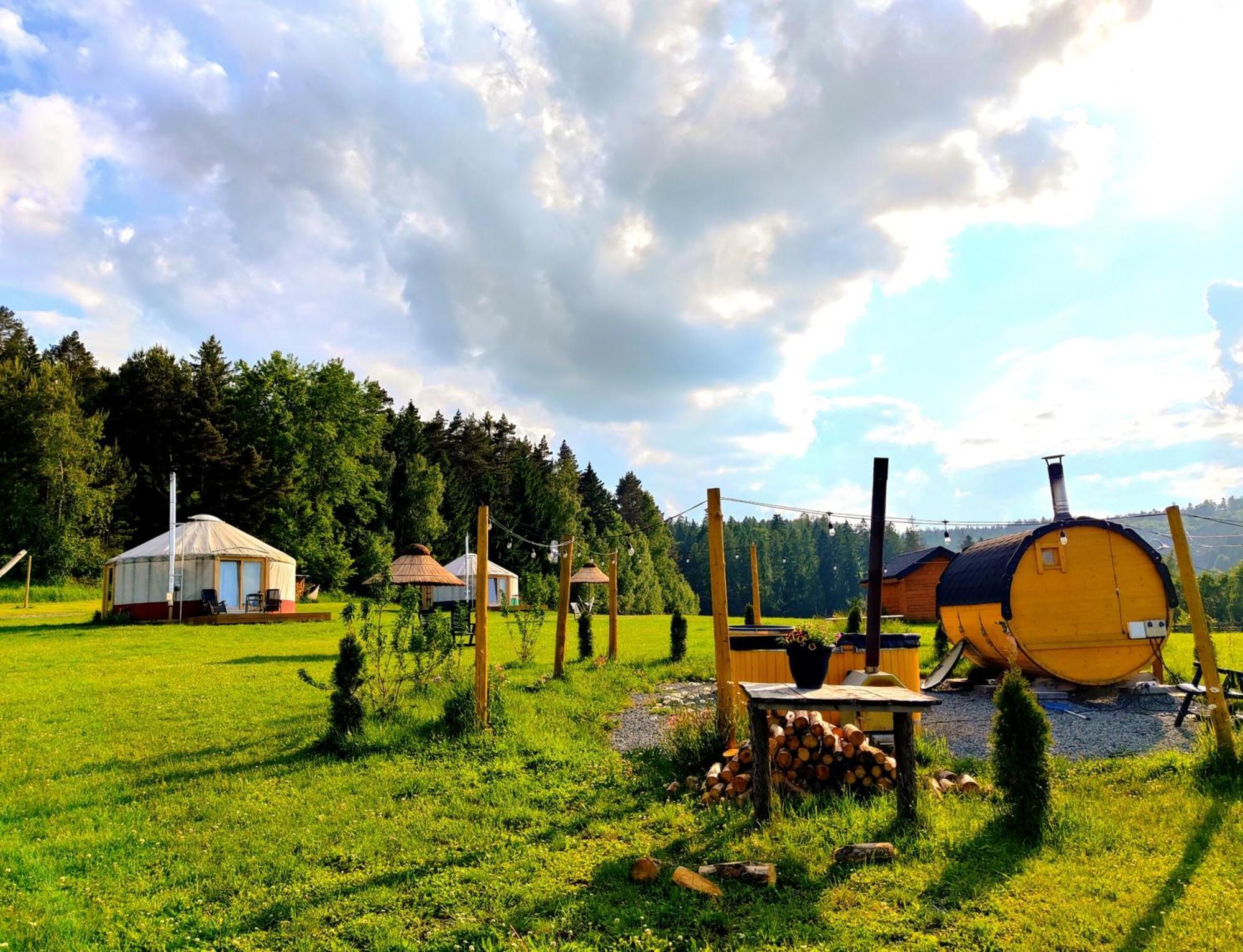 Luxury tent Glamping Niebianska Osada Jurty Dolnoslaskie & Polanica-Zdroj