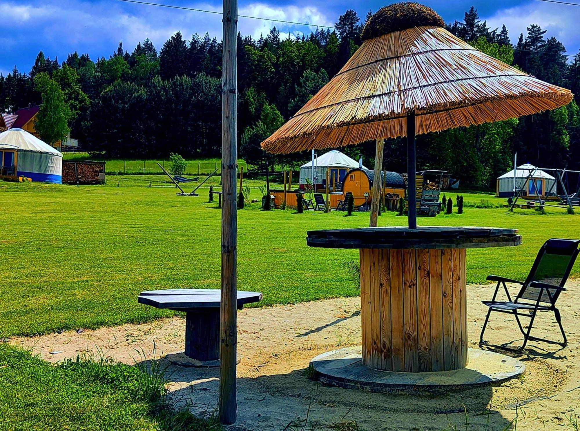 Glamping Niebianska Osada Jurty Dolnoslaskie & Luxury tent *