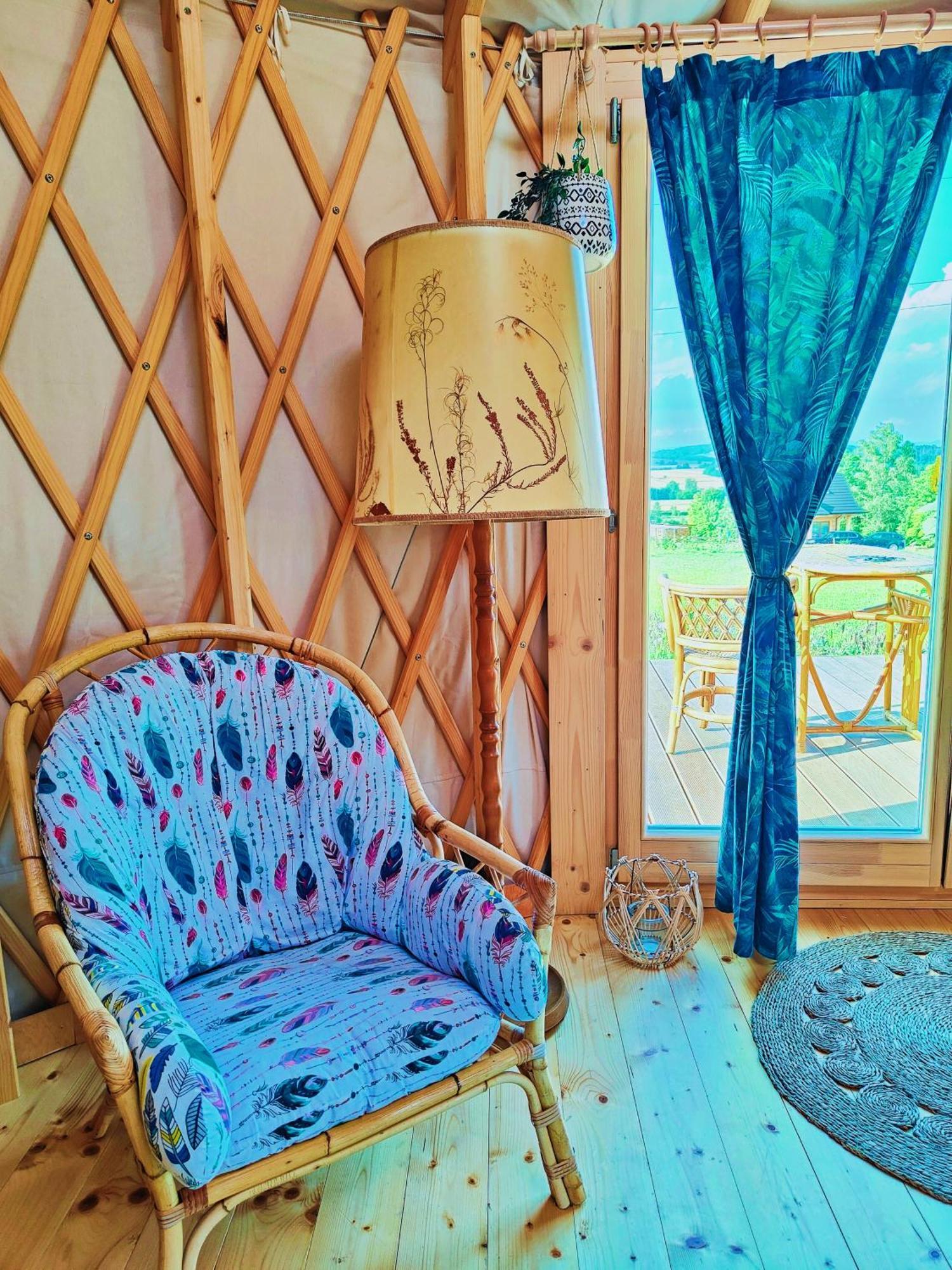 Glamping Niebianska Osada Jurty Dolnoslaskie & Luksustelt *