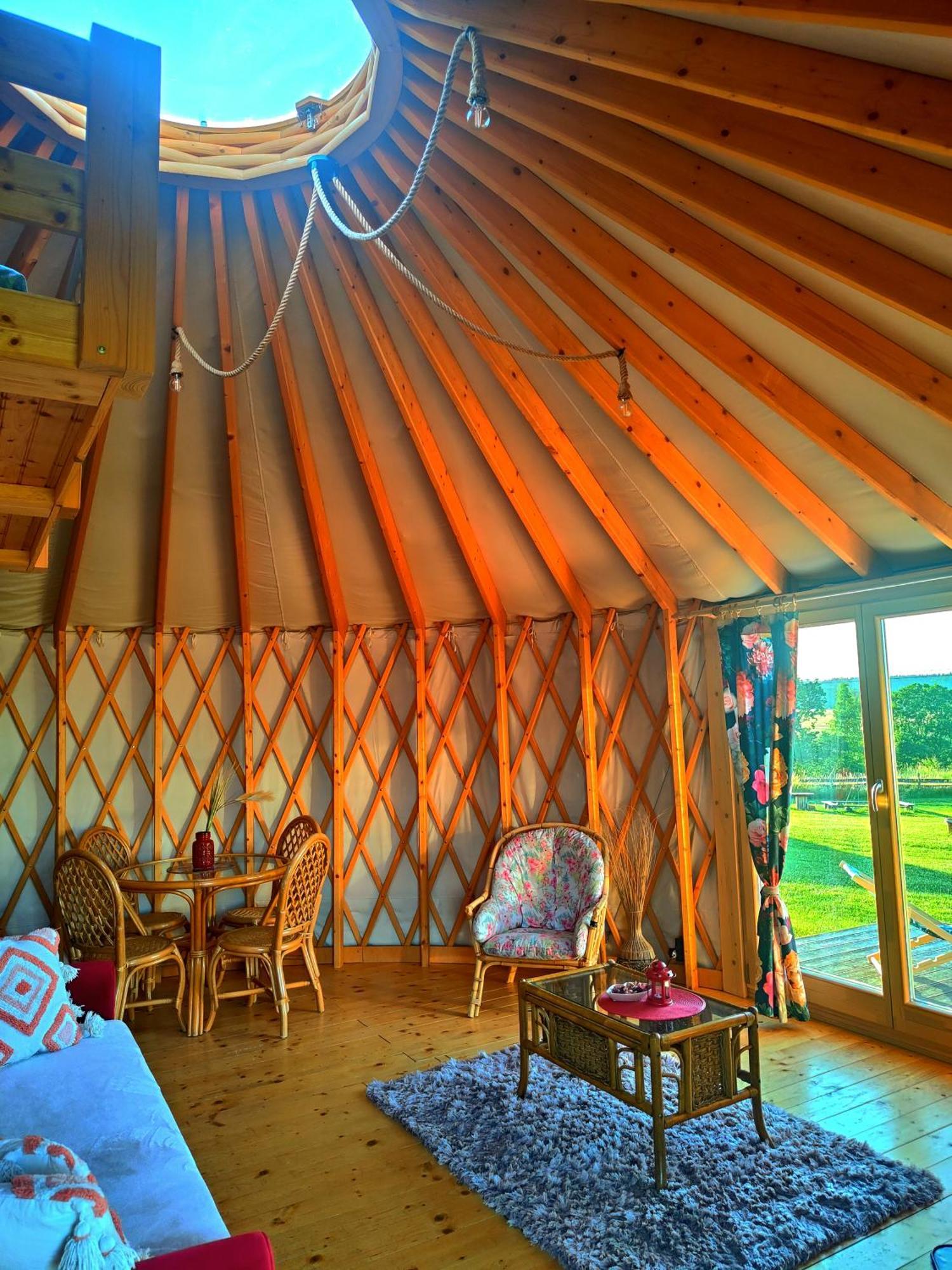 Luksustelt Glamping Niebianska Osada Jurty Dolnoslaskie & Polanica-Zdrój